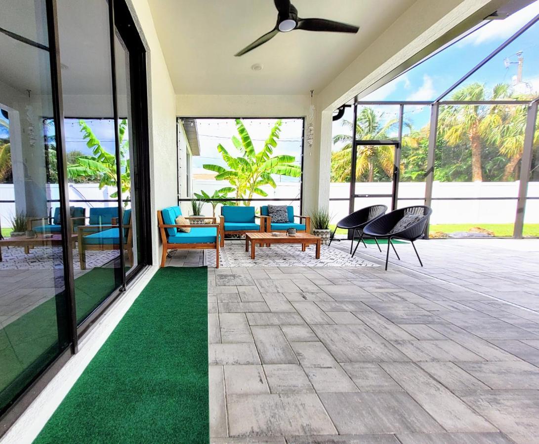 Blue Door Retreat - Luxury Pool Home - Sleeps 8 Cape Coral Exterior foto